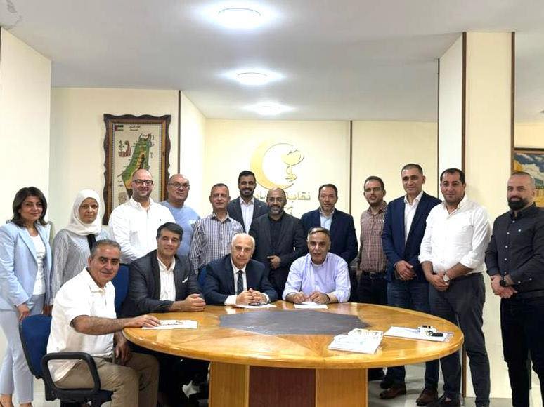 اتحاد التأمين ونقابة الصيادلة يتفقان على معالجة القضايا العالقة 